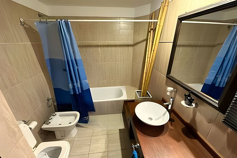 Hermosa Mansión c/pileta y jacuzzi -Barrio privado