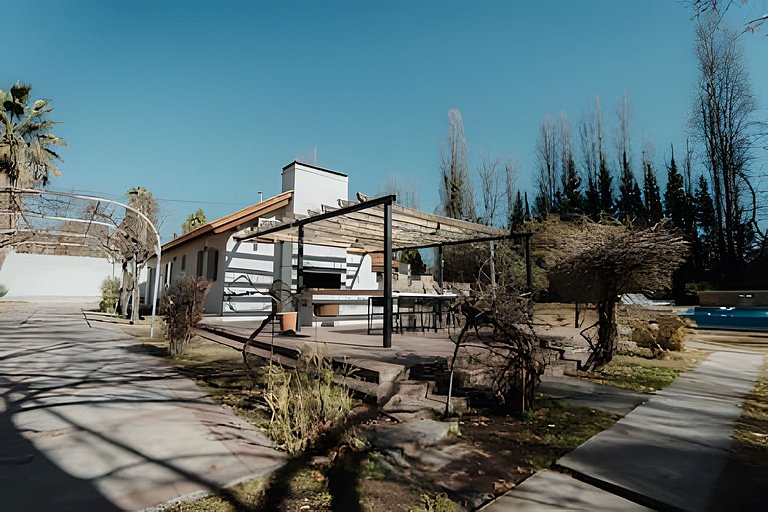 Hermosa Casa-Corazón de Chacras-Pileta y Parrilla